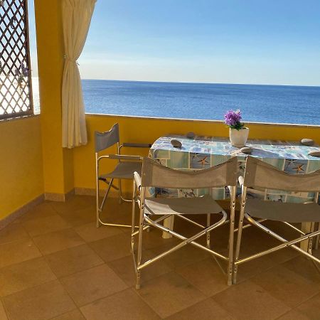 La Casa Gialla Cala Gonone Exterior foto